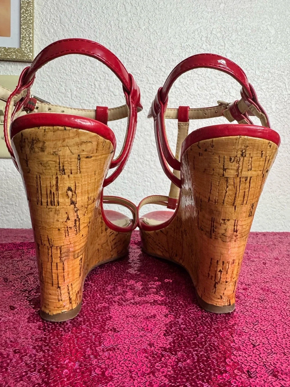 2/for $20 🪩 JESSICA SIMPSON Red Patent T-Strap Cork Wedge Sandals (Women’s 6)